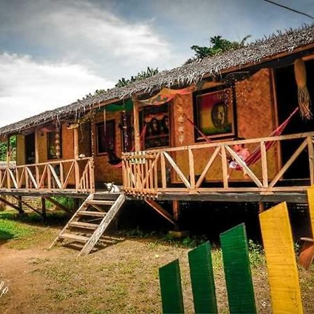 Hotel Rasta Family House El Nido Exterior foto